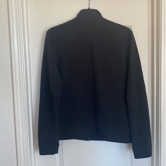 Lululemon Sojourn Jacket Black (First Release) - Picture 6 of 8